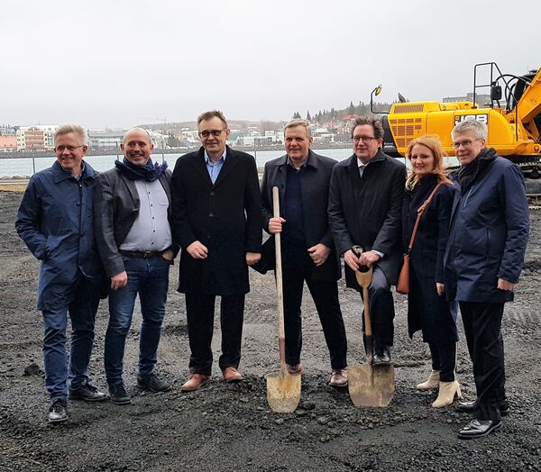 Að lokinni fyrstu skóflustungu að nýju húsnæði Hafrannsóknastofnunar